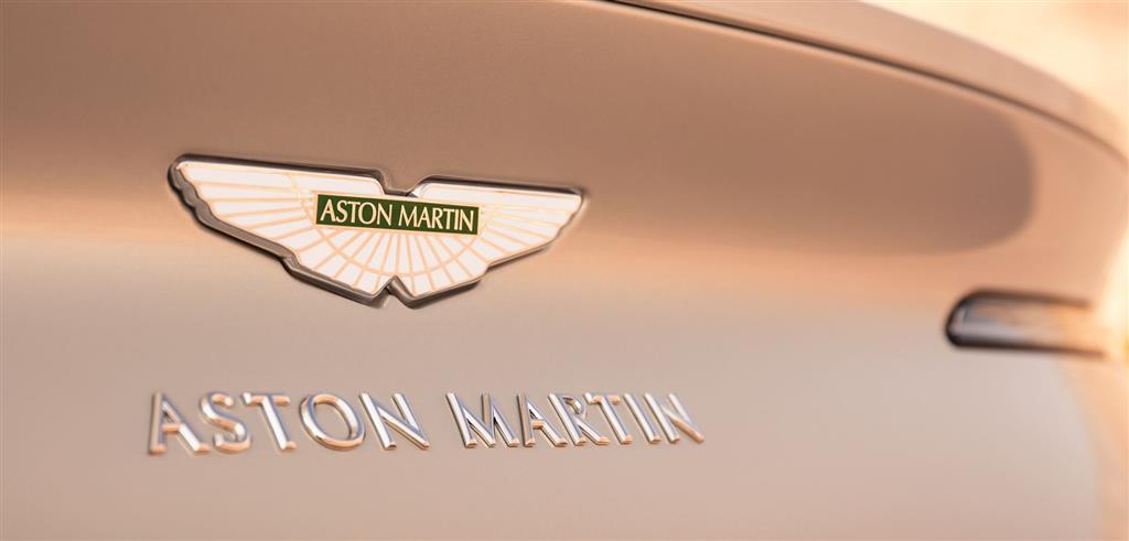 2017 Aston Martin DB11 Volante
